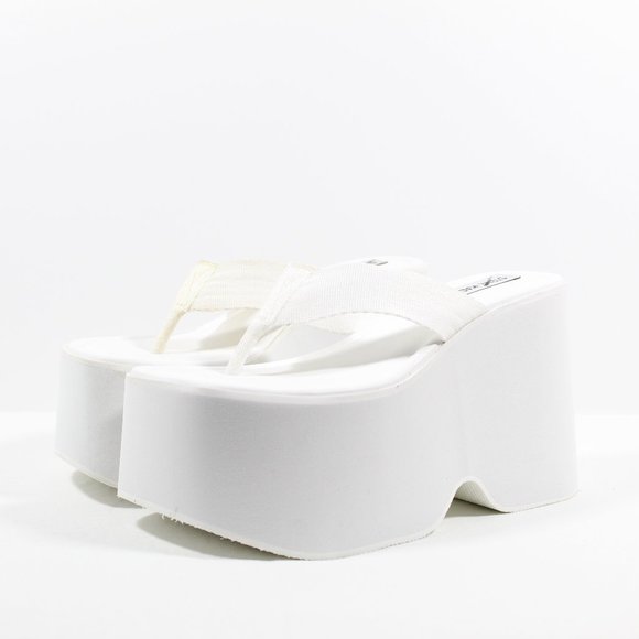 Steve Madden Shoes - Steve Madden Gwen Platform Sandal - White